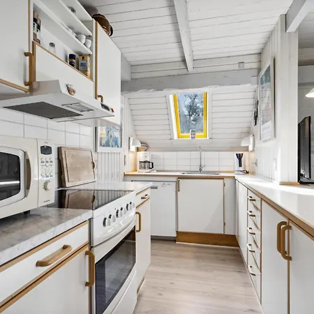 Coxy Overlooking The Golf Course At Sondervig - 1019 Casa vacanze