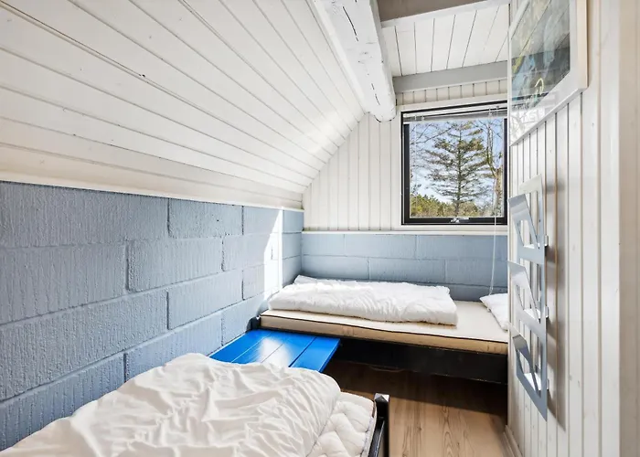 Дом отдыха Coxy Overlooking The Golf Course At Sondervig - 1019 *