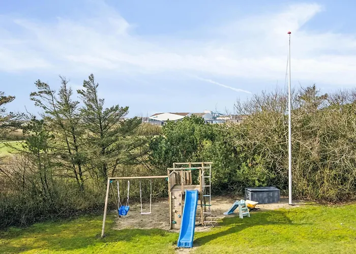 度假居 Coxy Overlooking The Golf Course At Sondervig - 1019