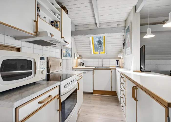 Coxy Overlooking The Golf Course At Sondervig - 1019 度假居