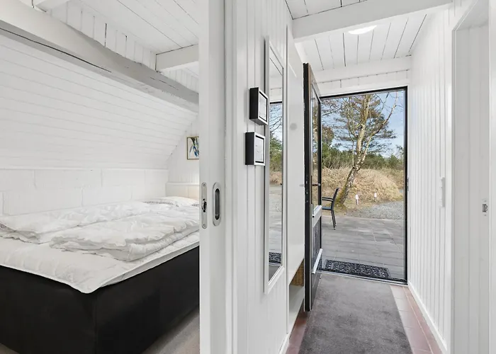 Coxy Overlooking The Golf Course At Sondervig - 1019